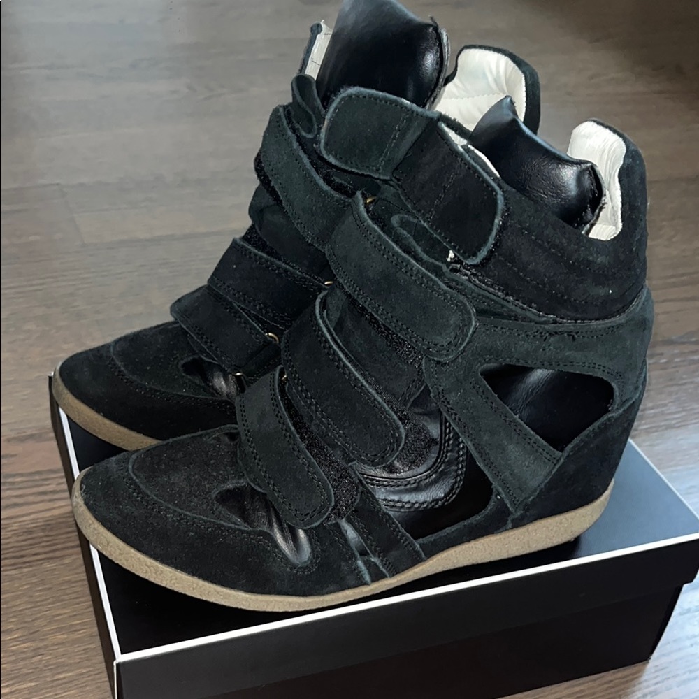 Steve Madden Black High-Top Sneakers